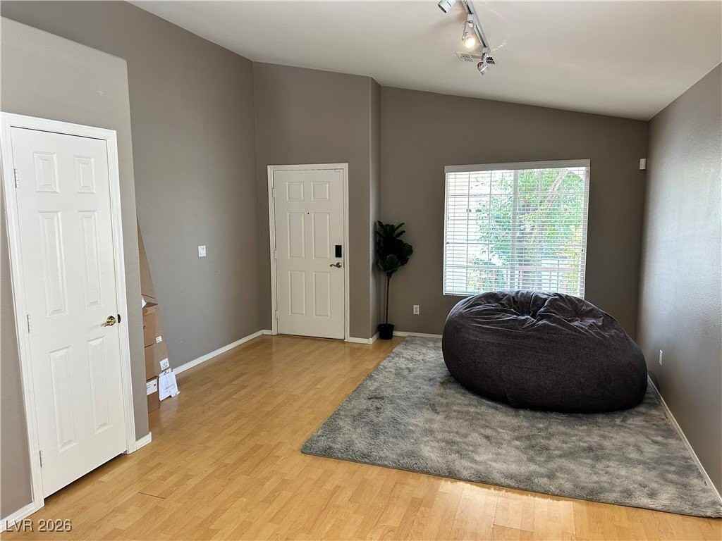 1837 Vista Pointe Ave - Photo 5 of 18