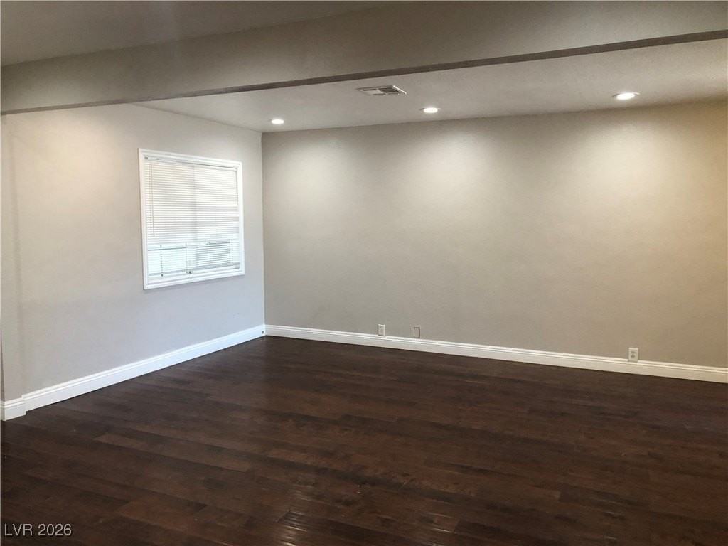 6456 Alomar Ave - Photo 4 of 46