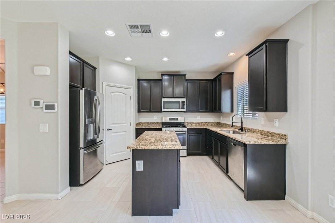 9137 Sea Mink Ave - Photo 7 of 27