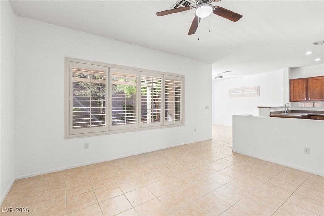 3017 Hartsville Rd - Photo 4 of 26