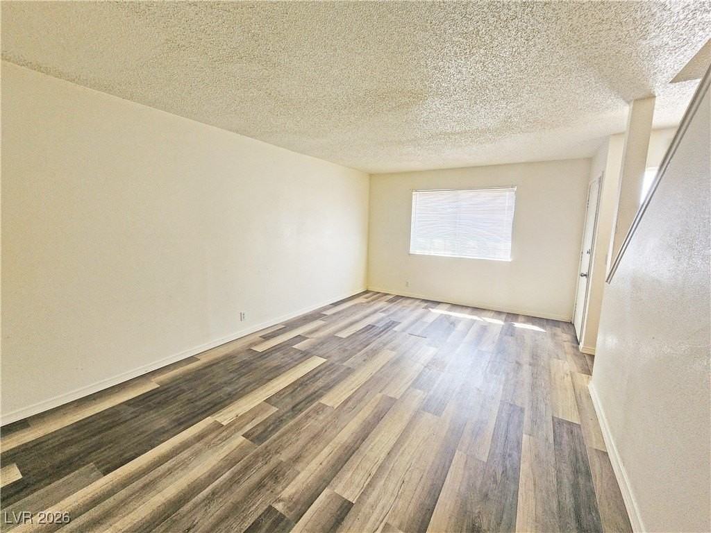 2091 Sycamore Ave #1 - Photo 3 of 22