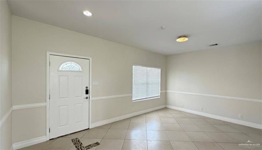 3550 Los Lagos Dr - Photo 2 of 24