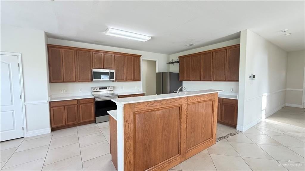 3550 Los Lagos Dr - Photo 7 of 24