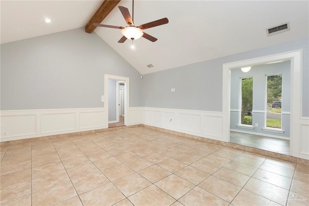 4900 N Cynthia St - Photo 4 of 18