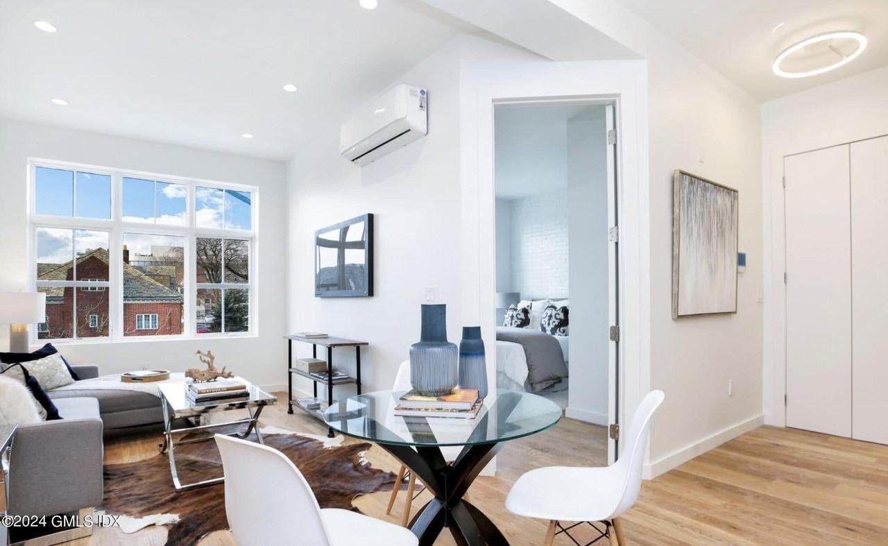 171 Greenwich Ave #3A - Photo 3 of 8