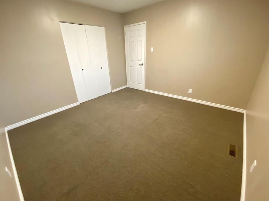 1900 Alpine Village - Photo 7 of 10