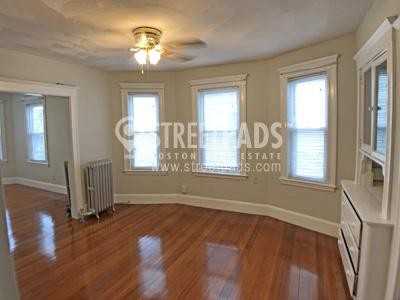 96 Conwell Ave - Photo 5 of 10