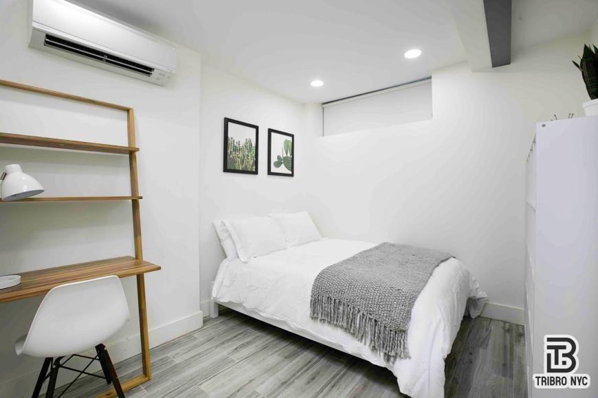 157 Wilson Ave - Photo 7 of 9