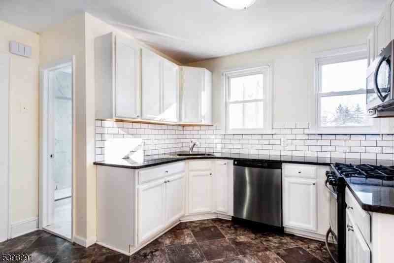 11 Lewis St #1 - Photo 3 of 23