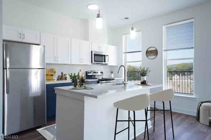 18 W Main St #216 - Photo 5 of 27