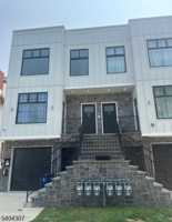 featured image of 619 E 26th St #201