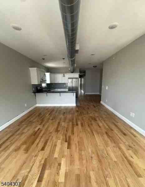 619 E 26th St #201 - Photo 3 of 12