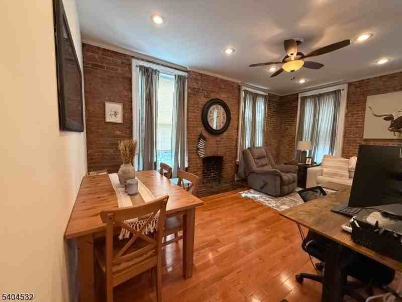 10 Depot Sq #2R - Photo 7 of 13