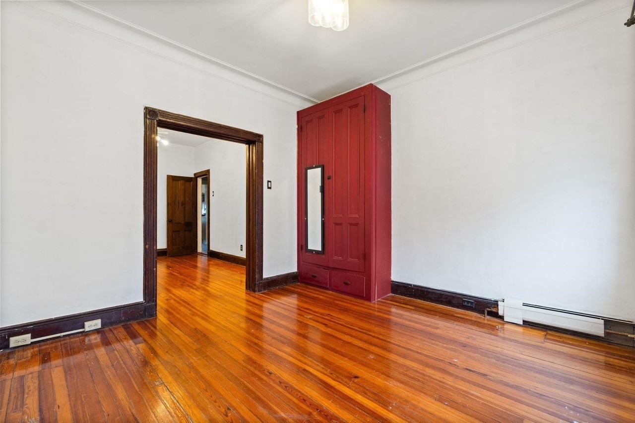 256 Sherman Ave #1 - Photo 7 of 20