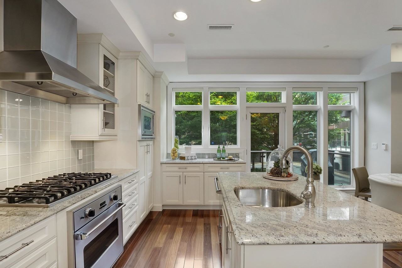 6 Cambridge Way - Photo 6 of 22