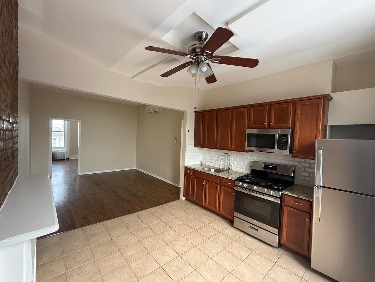 211 Shippen St #3 - Photo 4 of 14