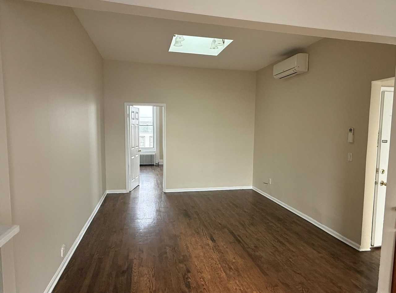 211 Shippen St #3 - Photo 6 of 14