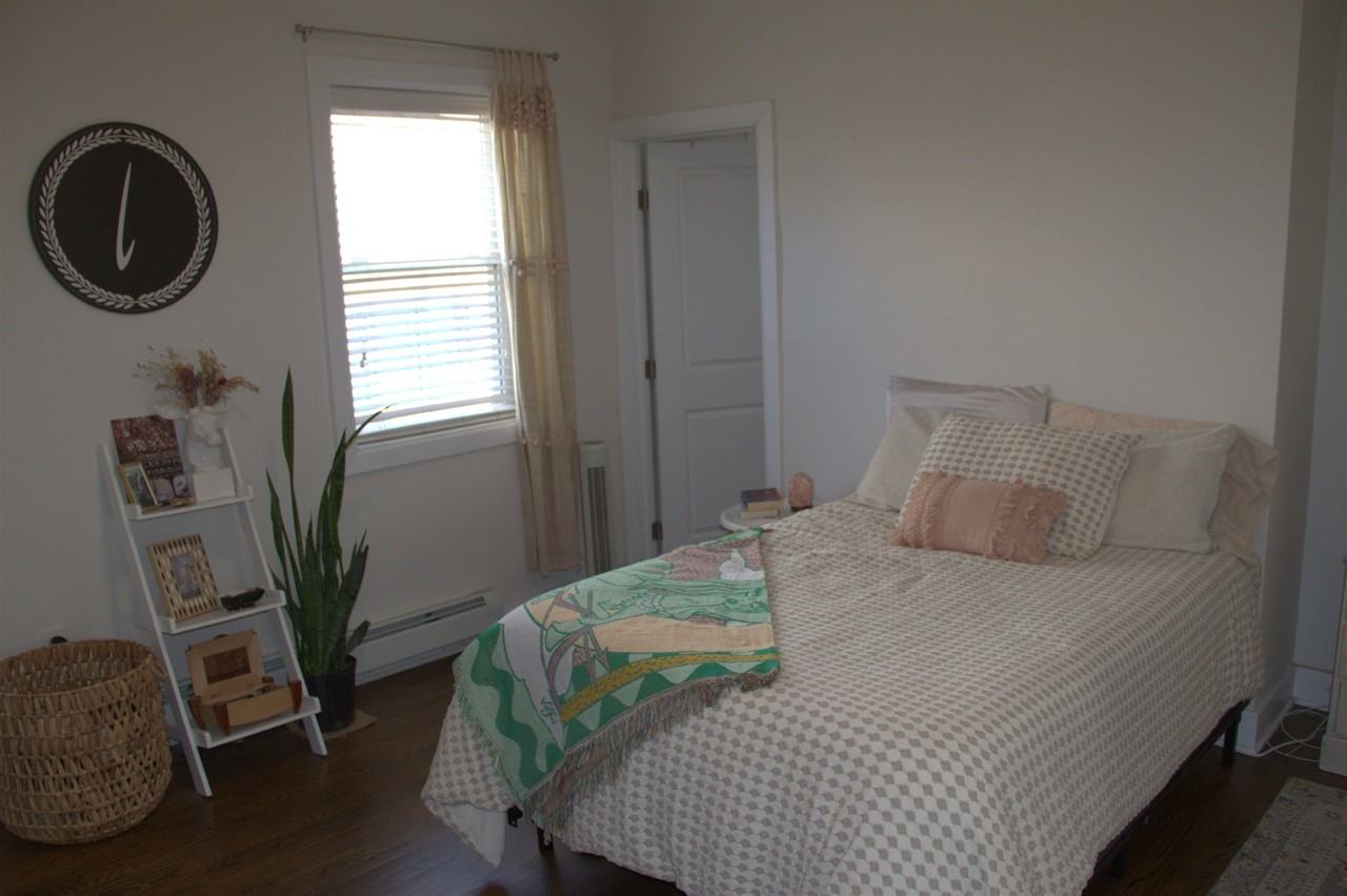 412 Palisade Ave #2 - Photo 6 of 10