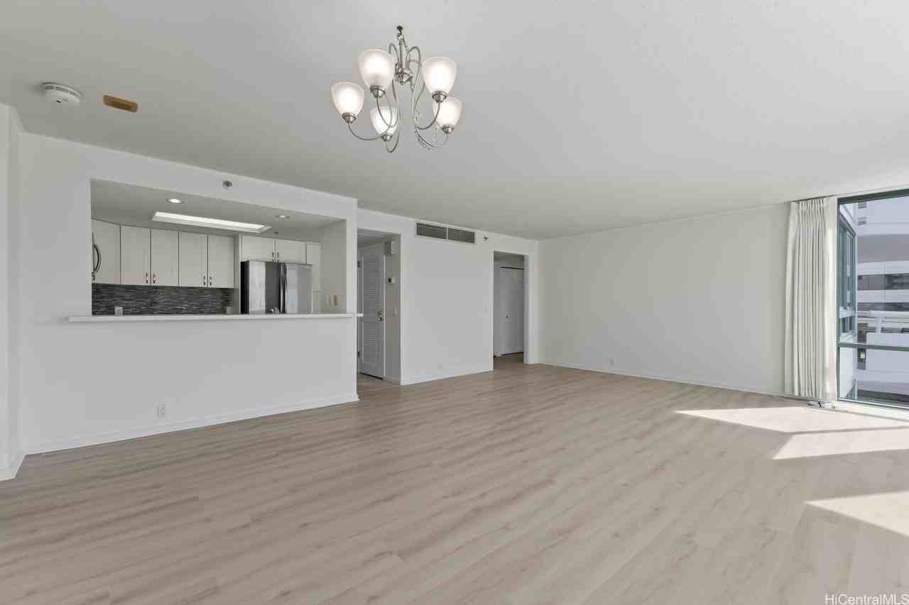 1341 Kapiolani Blvd Apt 10c #10C - Photo 4 of 25