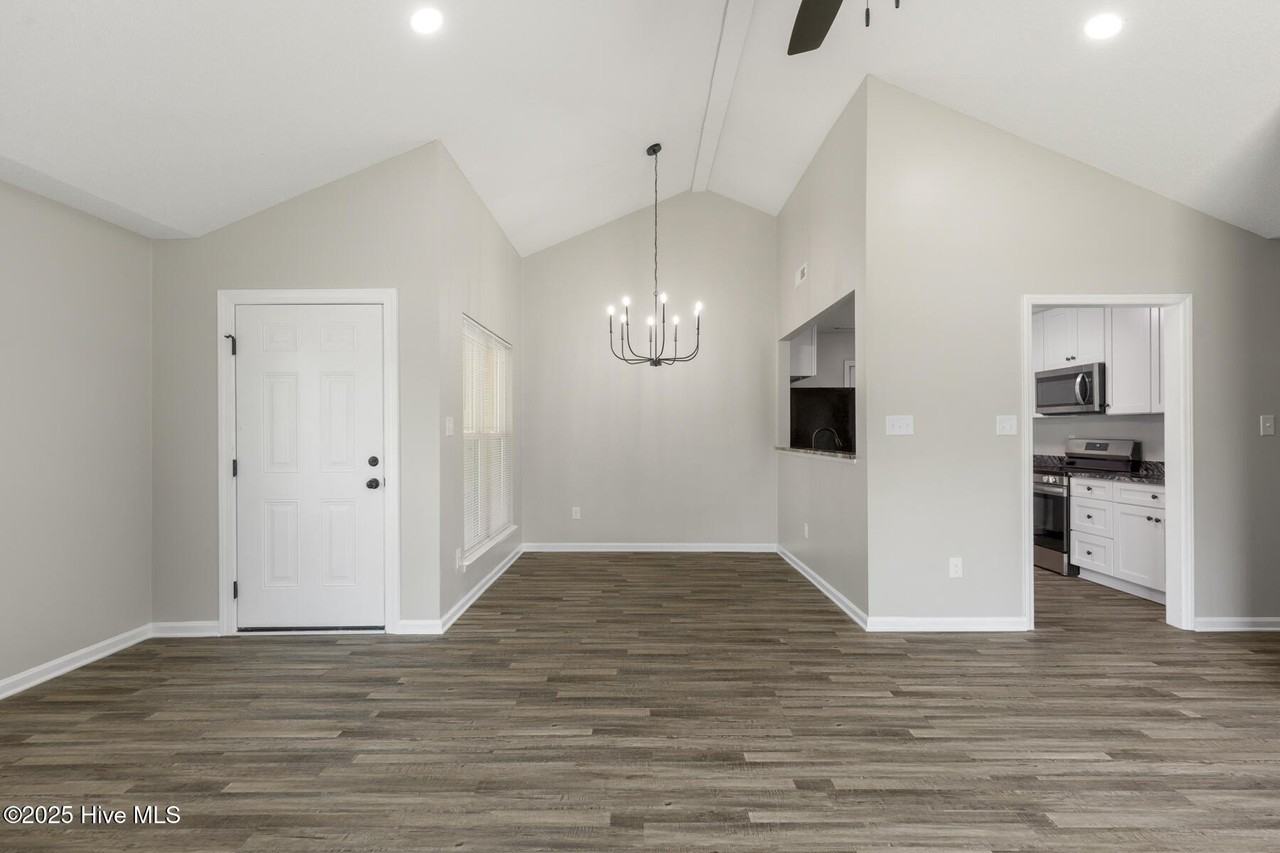 206 Pollard Dr - Photo 6 of 21