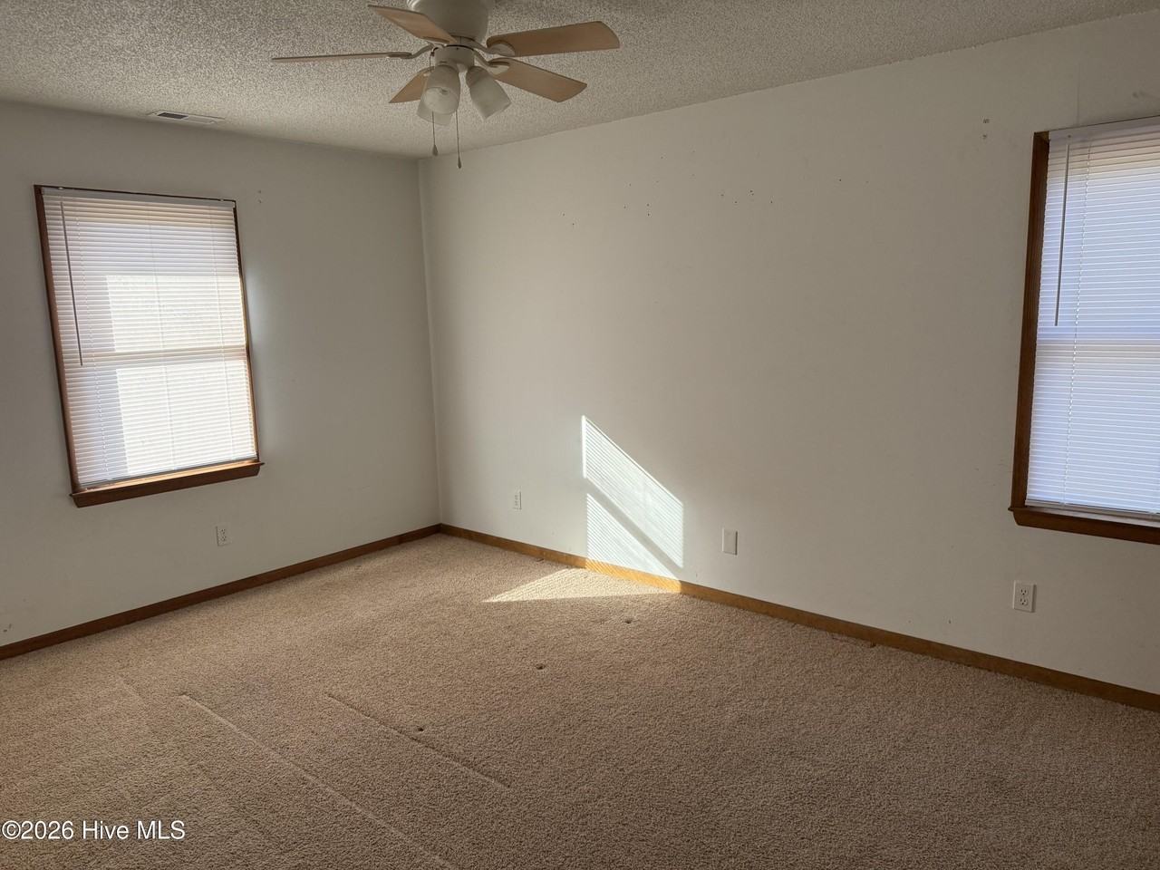 137 Florida Park Rd - Photo 6 of 14