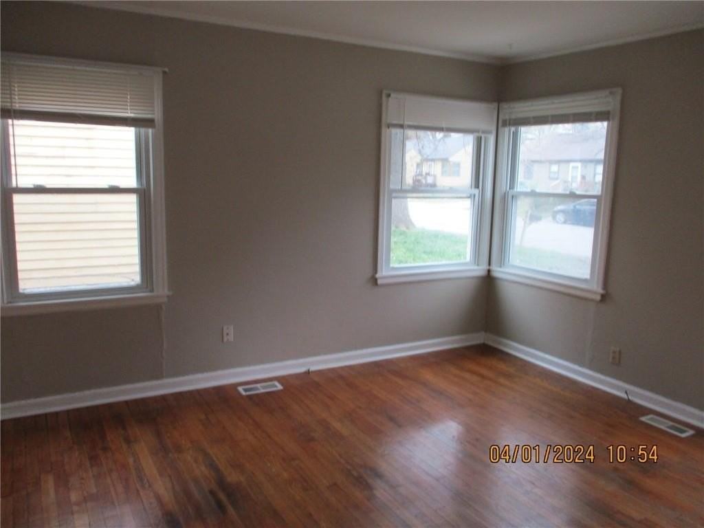 1003 N 9th St - Photo 2 of 15