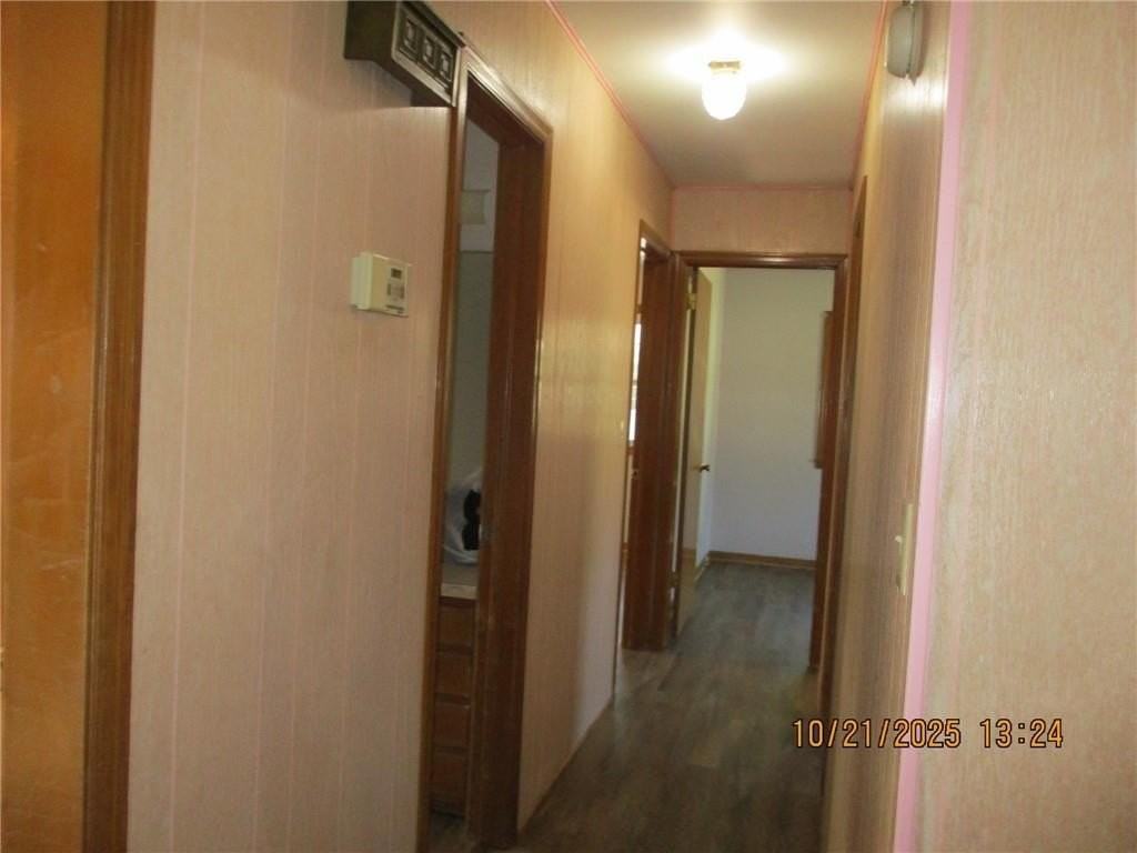 303 Hargis Ln - Photo 4 of 23