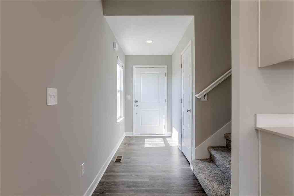 3735 Sw Knoxville Ct - Photo 3 of 25