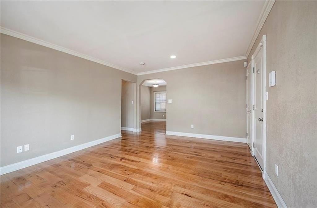 1104 W 46th St Apt 2 #2 - Photo 6 of 14