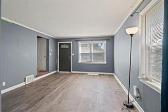 5522 Wabash Ave - Photo 3 of 16