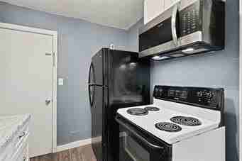 5522 Wabash Ave - Photo 6 of 16