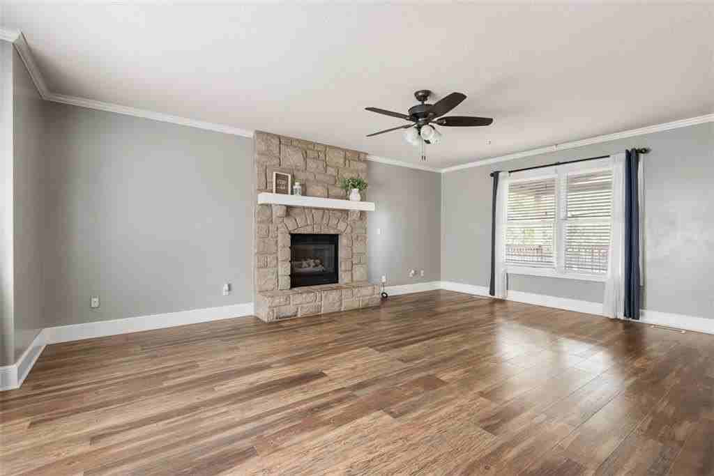 29604 W 185th St - Photo 3 of 14