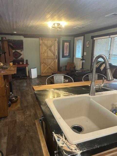 13810 Byars Rd - Photo 2 of 17