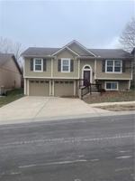 featured image of 544 N Old Mill Rd