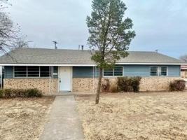 featured image of 2802 40th St