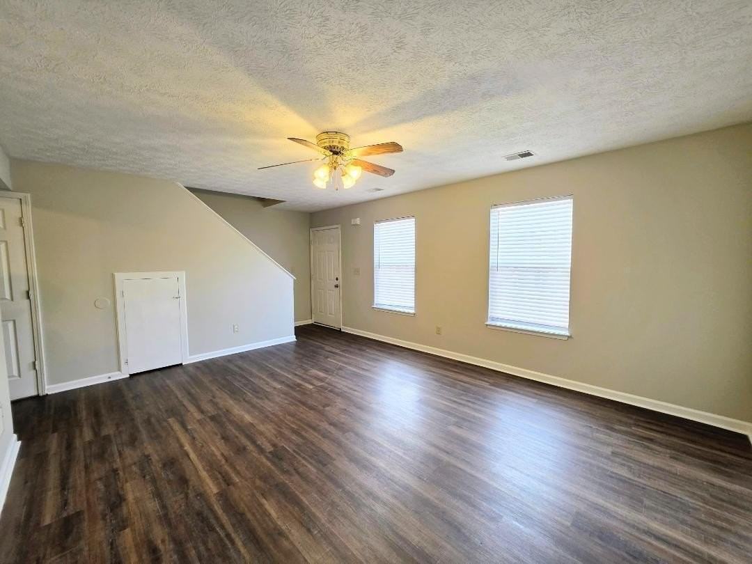 315 Turfway Dr - Photo 2 of 20