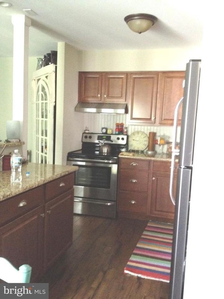 7 Rockford Rd - Photo 4 of 19