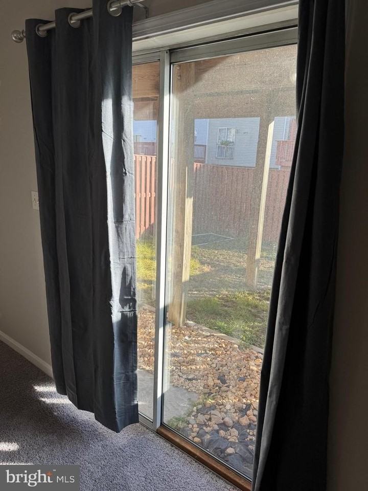 113 Pinecove Ct - Photo 6 of 22