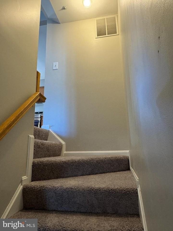 113 Pinecove Ct - Photo 7 of 22