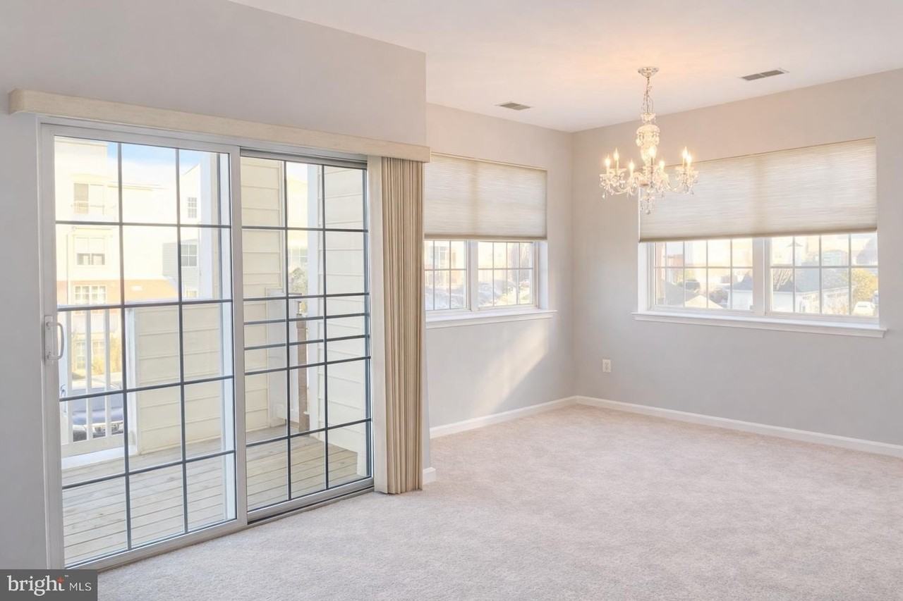 2605 Chapel Lake Dr - Photo 5 of 16