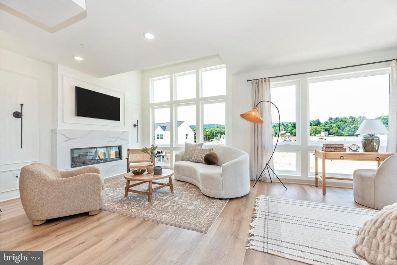 710 Iron Forge Rd Unit D - Photo 7 of 37