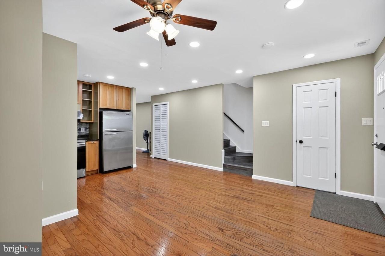 680 Azalea Dr - Photo 6 of 46