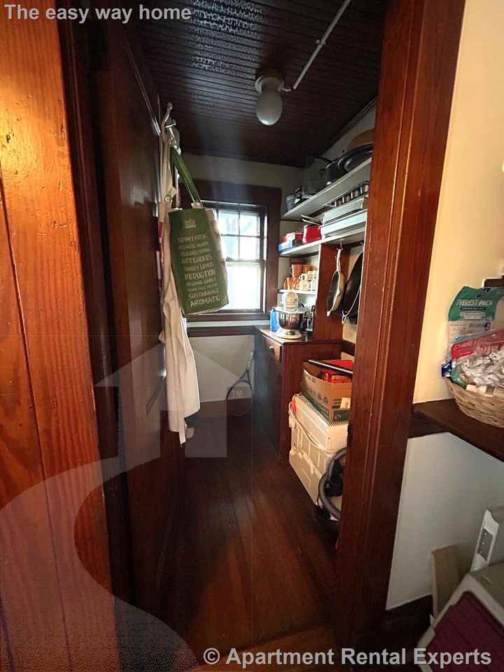 475 Huron Ave #2 - Photo 5 of 14