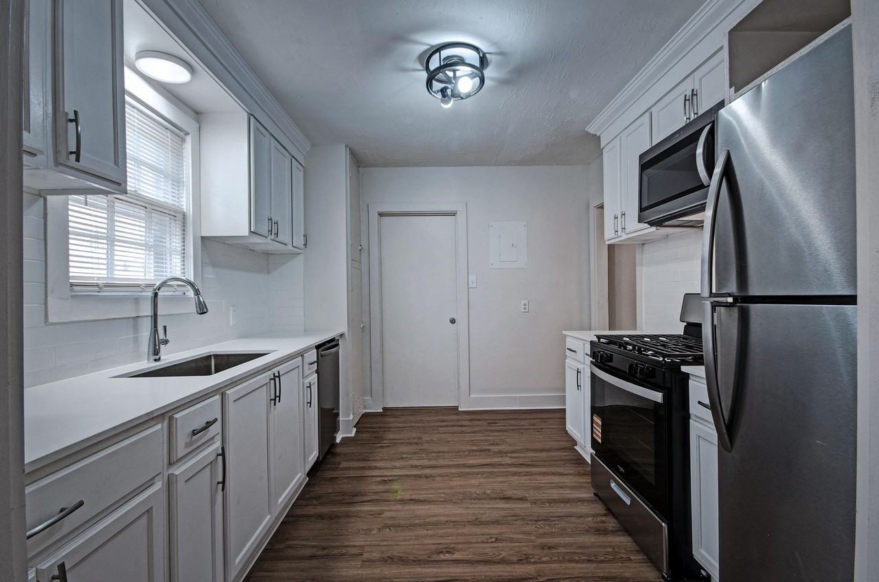 E Northside Dr - Photo 2 of 19