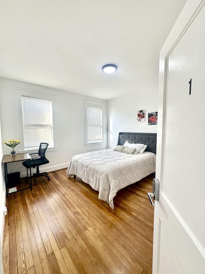 Clifton Ave - Photo 6 of 9