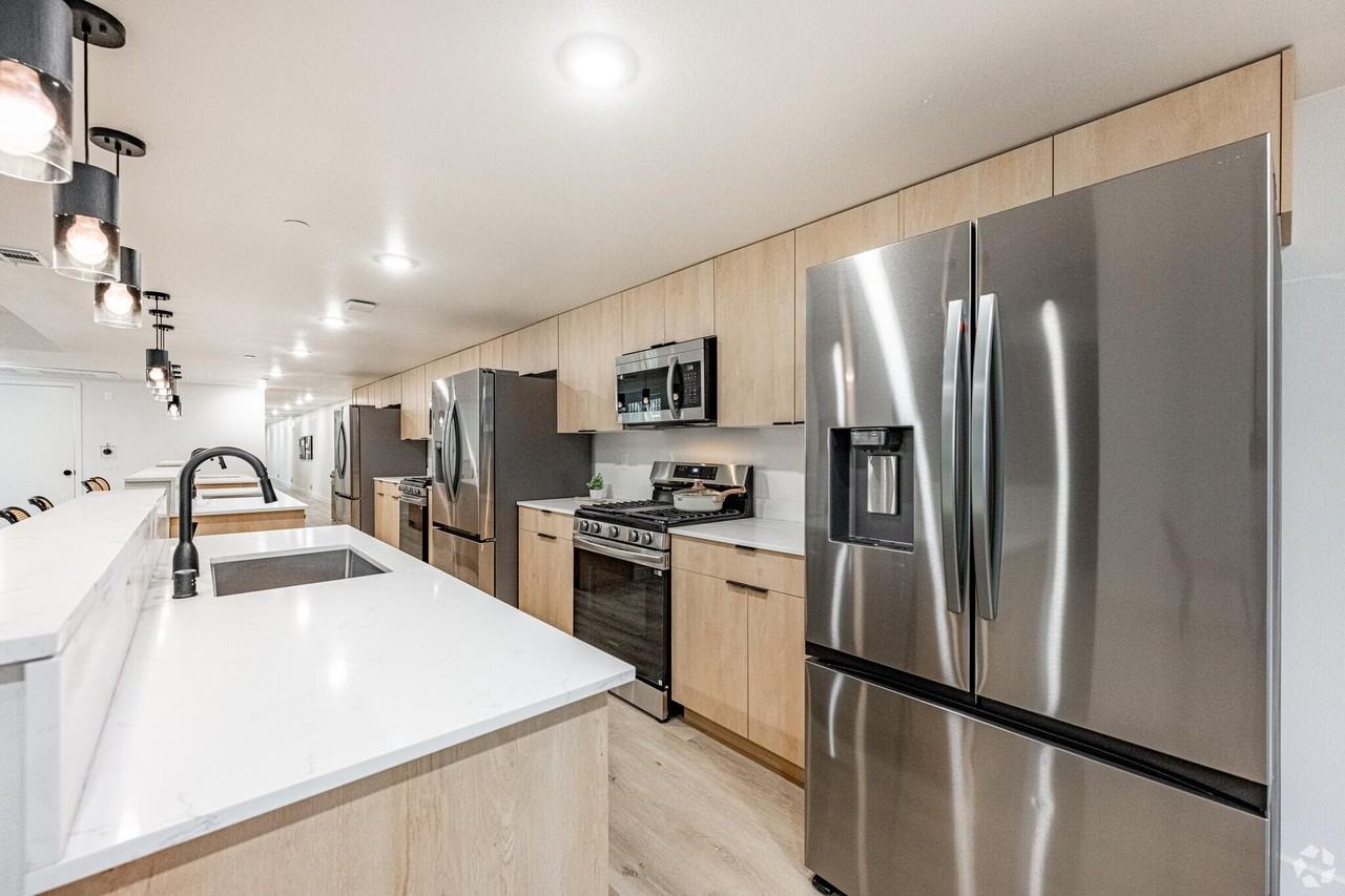 Kingswell Ave - Photo 5 of 20