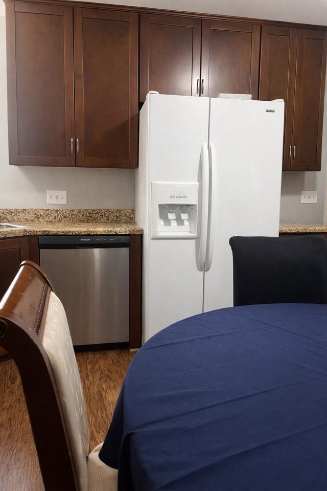 Thrushwood Ln - Photo 3 of 7