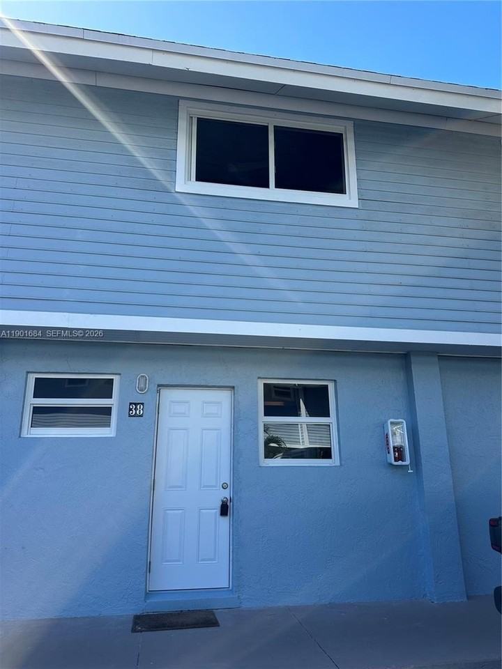 798 Crandon Blvd #38C