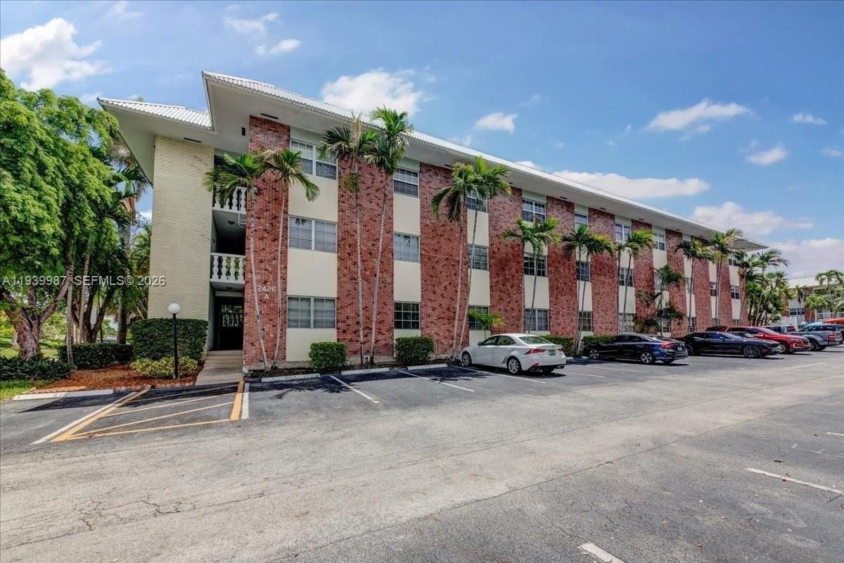 2426 Se 17th St #110A - Photo 3 of 38