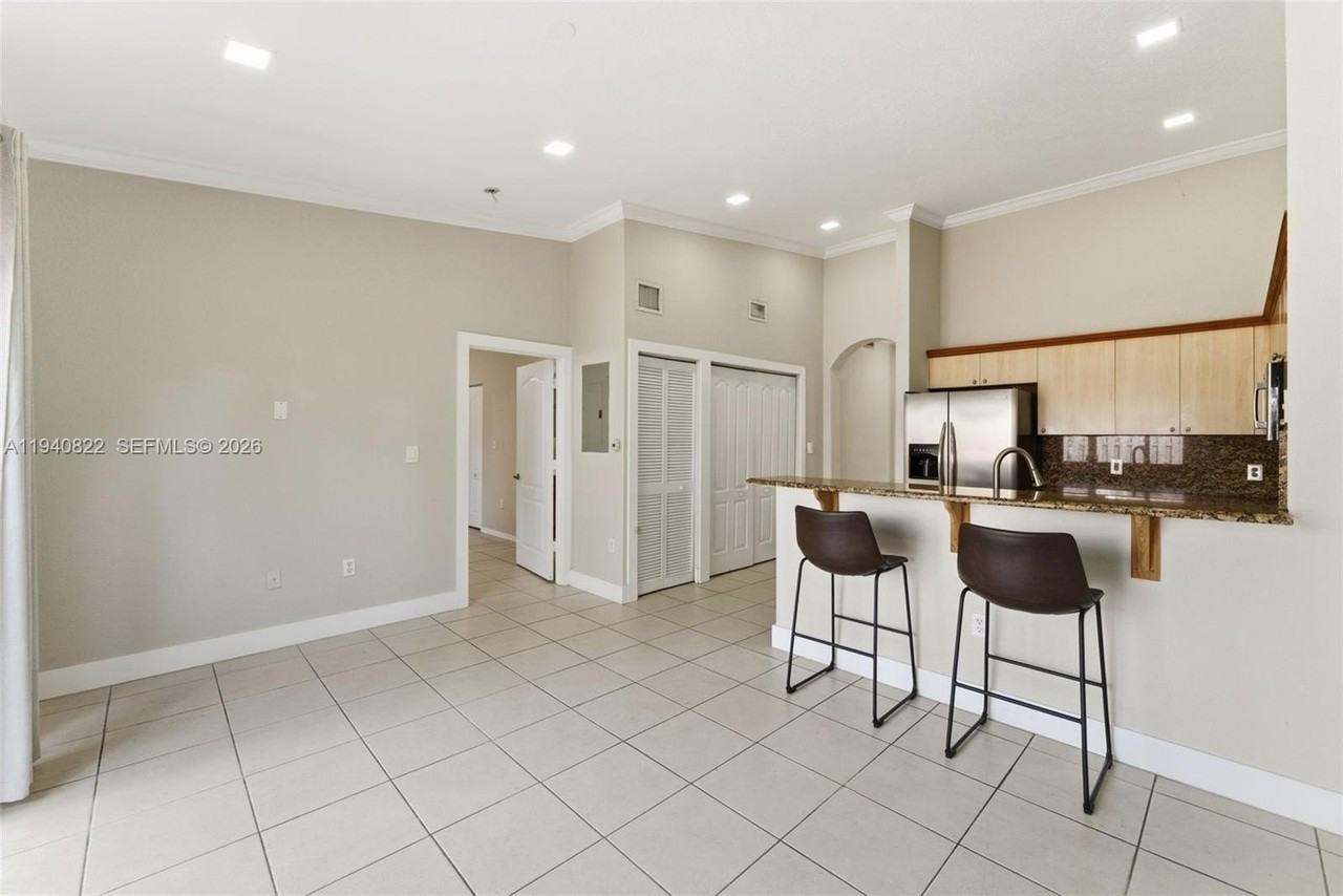 13755 Sw 169th Ter - Photo 3 of 15